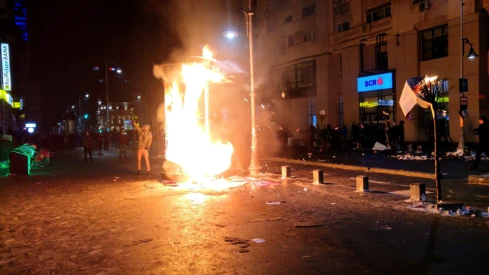 violente protest mircea barbu