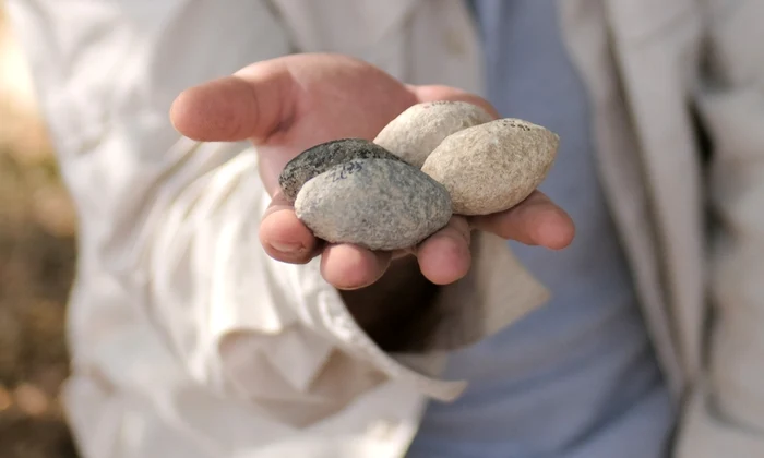 Dovezi ale producerii de arme în masă, în urmă cu 7.200 de ani (© Israel Antiquities Authority)