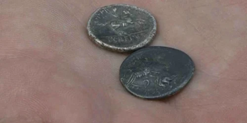 La Curtea de Argeş s-au găsit monede dinainte de Hristos!