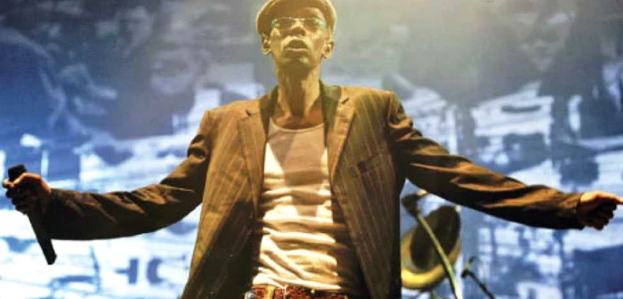 Maxi Jazz, solistul formaţiei Faithless 