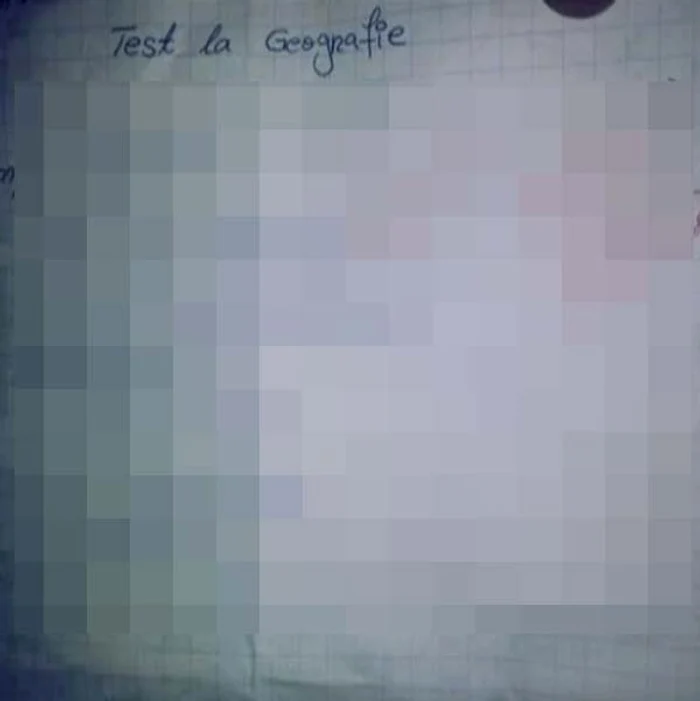 
    Elevul nu și-a impresionat profesorul, care i-a dat o notă mică  