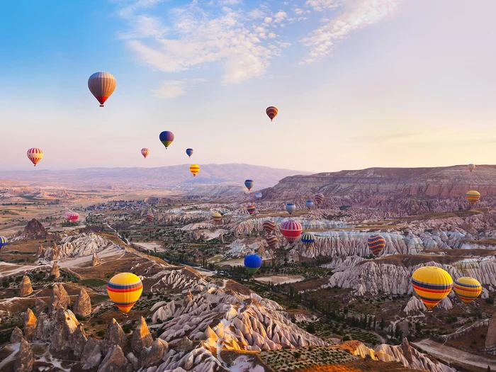 Baloane cu aer cald, în Cappadocia