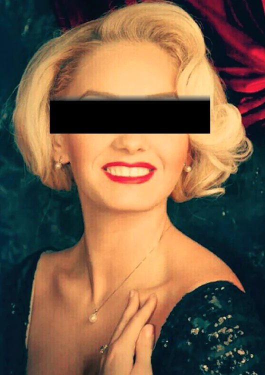 Maria Constantin a fost coafată în așa fel încât să semene și mai mult cu celebra actriță Marilyn Monroefoto: arhiva personală