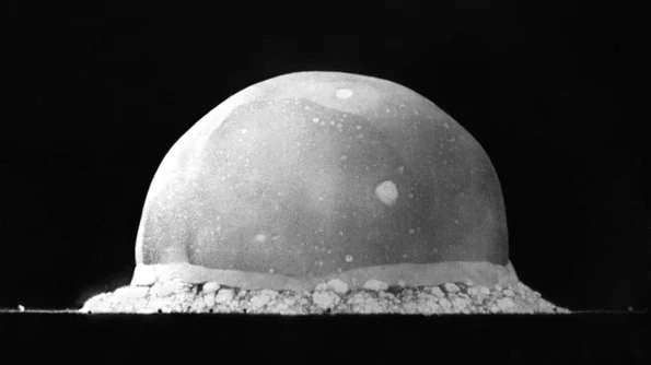 Calendar 16 iulie: 1945 Testul Trinity: În cadrul Proiectului Manhattan, a avut loc primul test al unei bombe atomice jpeg