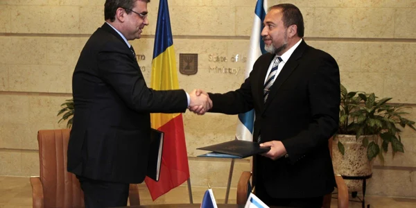 Imagine de la precedenta întâlnire a miniștrilor Baconschi și Lieberman din februarie 2011. 