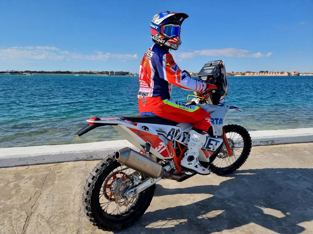 Mani Gyenes este gata de start în raliul-raid Dakar 2022