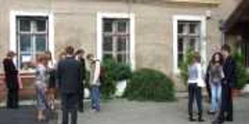 Satu Mare: Peste 1.100 elevi sătmăreni s-au înscris la Bacalaureatul de toamnă