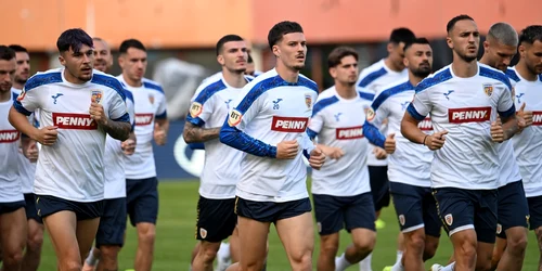Echipa nationala de fotbal Romania (Sportpictures) jpg