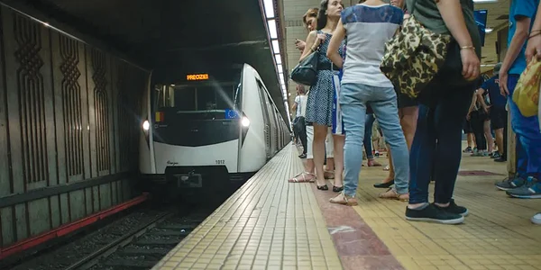foto mare metrou jpg