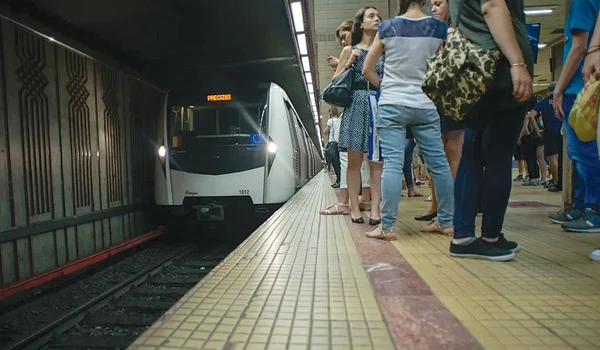 foto mare metrou jpg