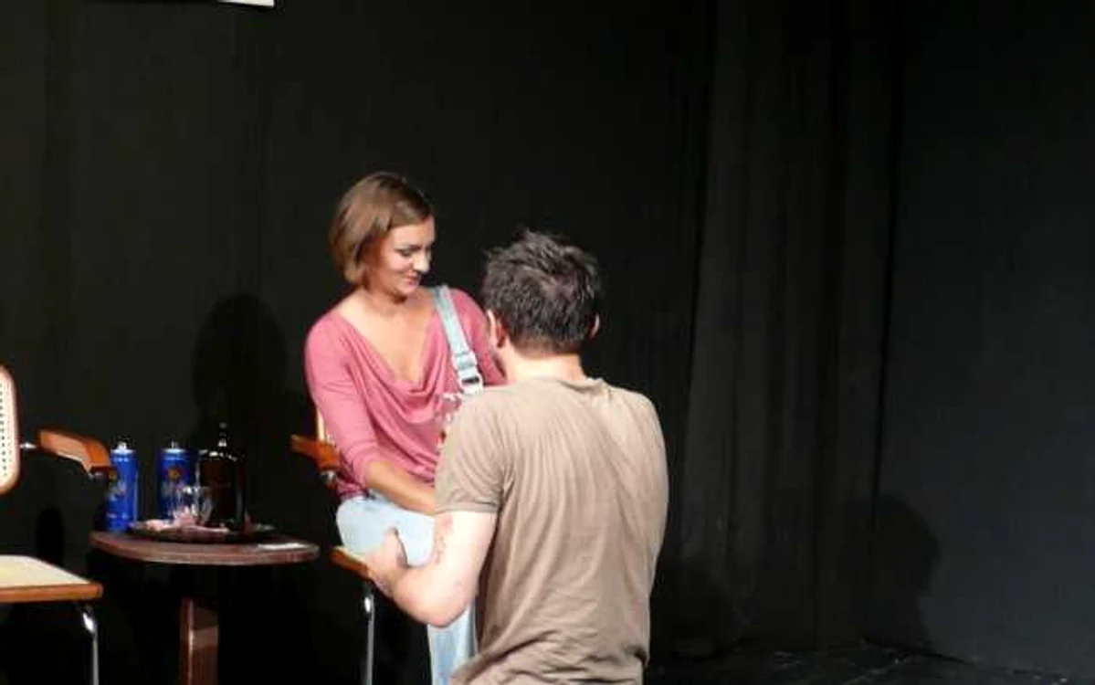 piesa de teatru tape cu actori tineri de la piatra neamt