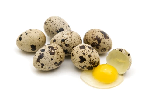 Ouăle de prepeliţă conţin potasiu, cu rol de a menţine tensiunea arterială în limitele normale.www.clicksanatate.ro