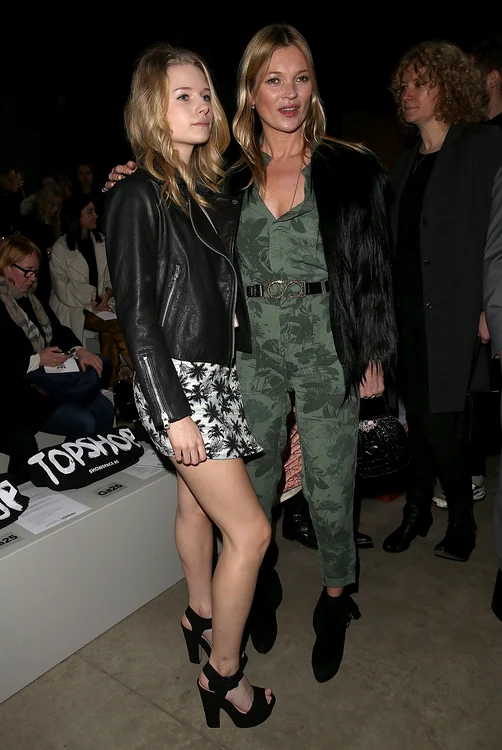 Kate Moss şi sora ei, Lotte (Foto: Guliver/Getty/Reuters)