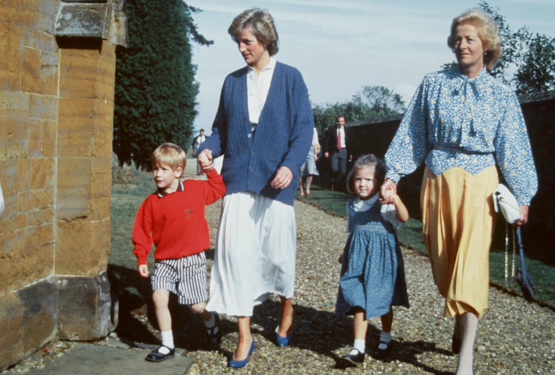 Prințesa Diana cu Hary și mama ei, Frances.