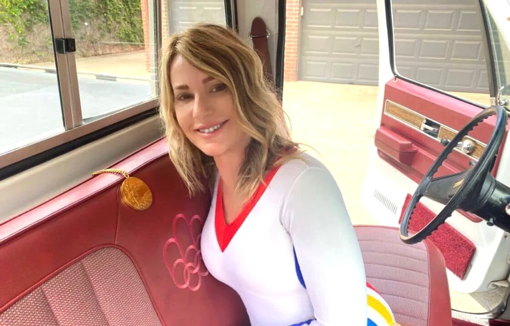 Nadia Comăneci se îmbracă des în costumul de gimnastă   FOTO Instagram