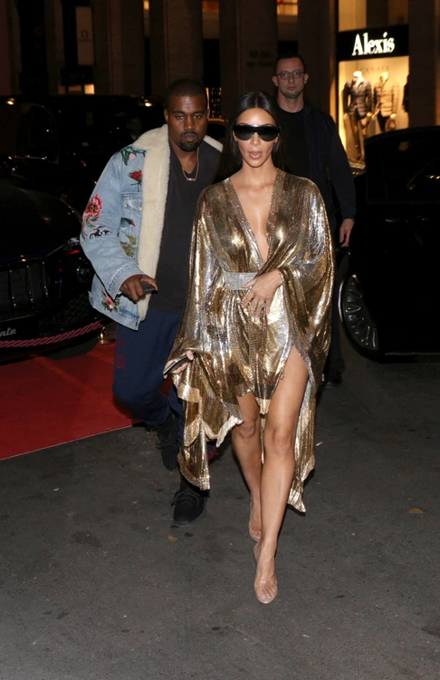 Exclusif Kim Kardashian et Kanye West se rendent au restaurant "Le Costes" à Paris jpeg