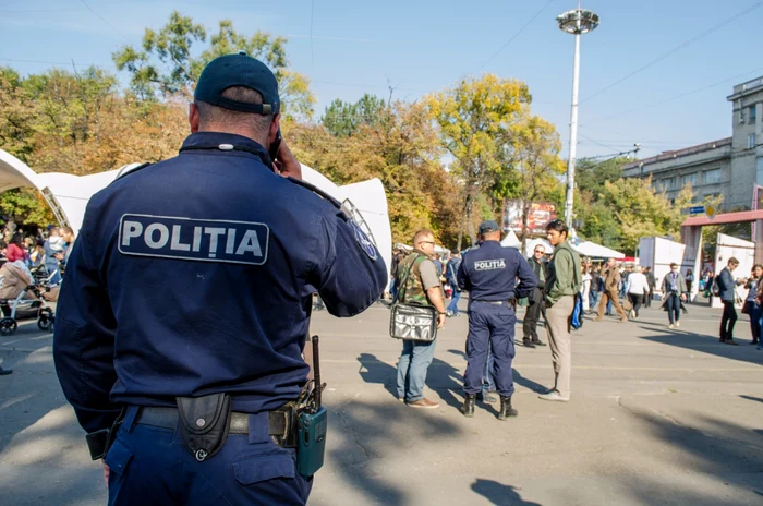 Poliţia la sărbătoarea "Ziua naţională a vinului" FOTO: Alexandru Tarlev