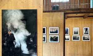 Expozitie Barry Lewis Copsa Mica Viscri 01  jpg