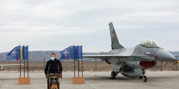 Klaus Iohannis - Baza 71 Aeriană General Emanoil Ionescu - Câmpia Turzii - 2 feb 2022 / FOTO Inquam Photos / Simion Tătaru