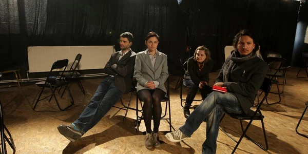 Actorii bucureşteni s-au mutat de mai bine de o lună la Cluj pentru repetiţii (foto: adevarul)