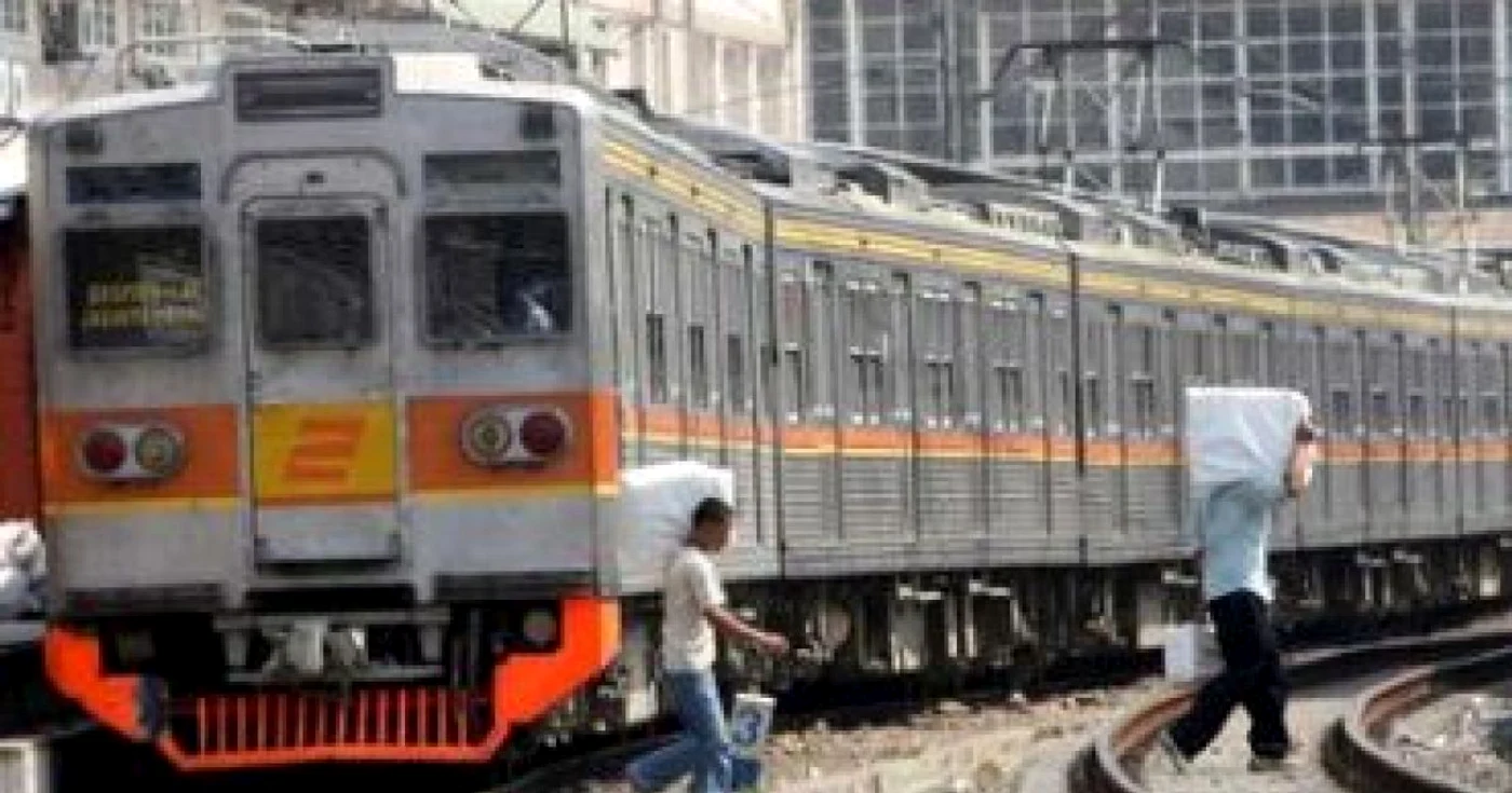17 persoane rănite într-un accident feroviar în apropiere de Jakarta