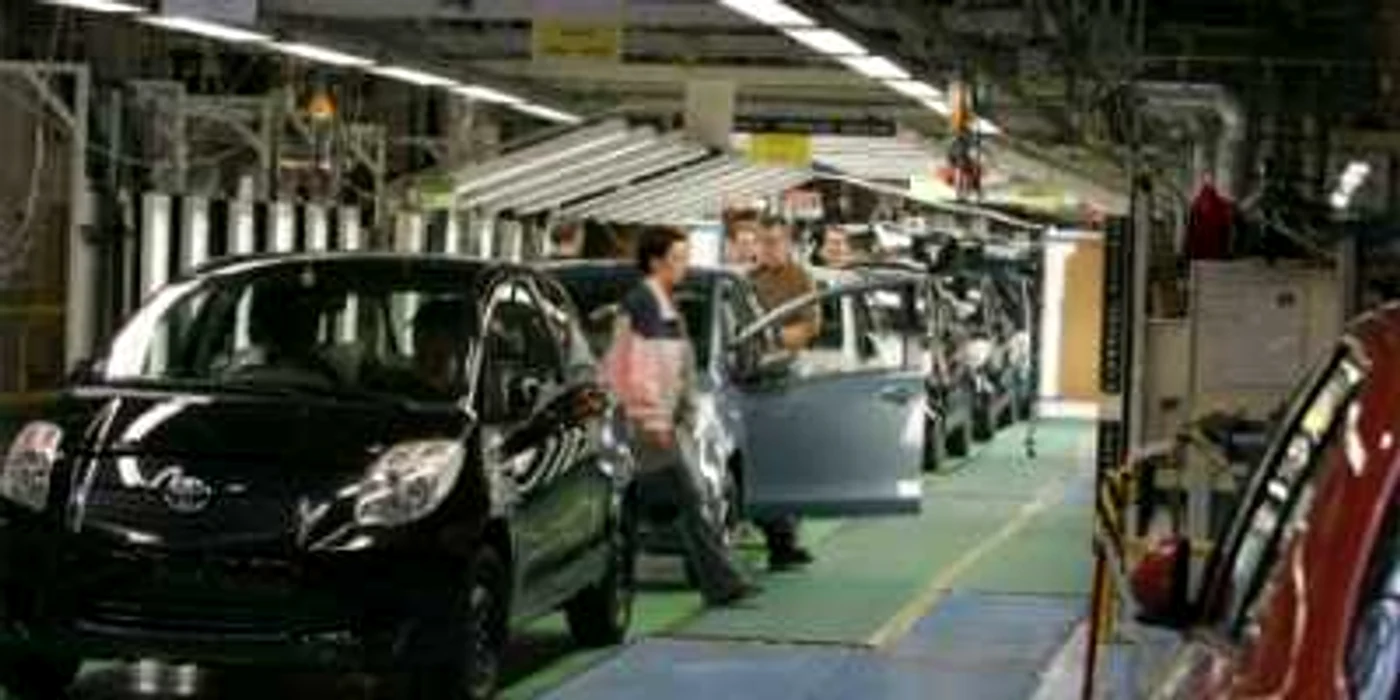 Toyota suspendă, câteva zile, producţia în Europa