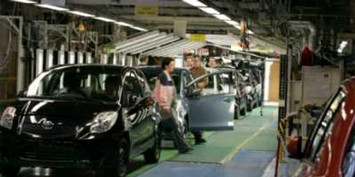 Toyota suspendă, câteva zile, producţia în Europa