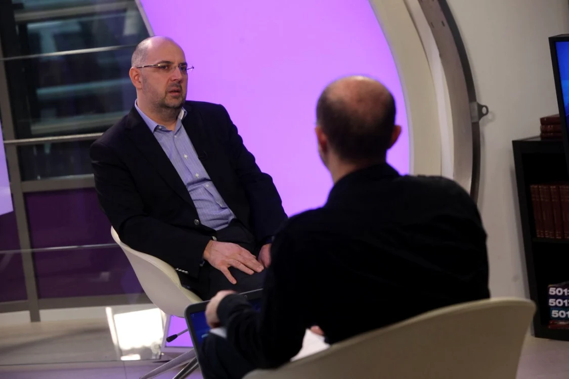 Kelemen Hunor: „Mai lăsăm de la noi, adică să se radieze doar cuvântul naţional din viitoarea Constituţie!”          FOTO: Adevărul