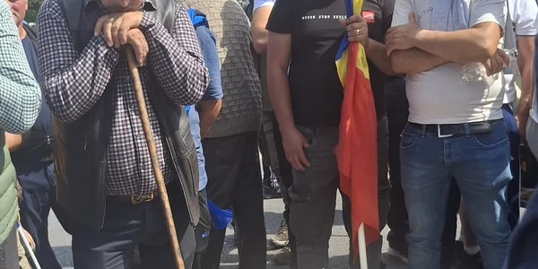 protest oieri piata victoriei, bucuresti, 15 septembrie 2026   sursa foto constanta stefan (34) jpeg