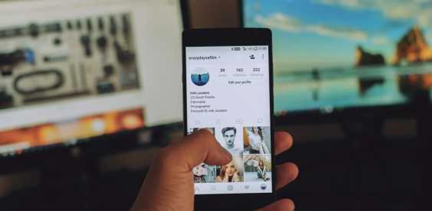 social media science daily facebook . foto pixabay.com