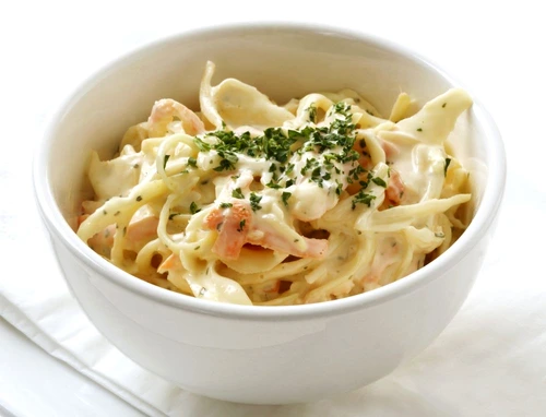 salata de cruditati cu pui jpeg