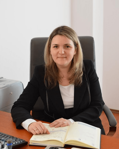 Nicoleta Corbu, prorector SNSPA: „Știrile false au succes pentru că oamenii cred cu tărie că sunt greu de manipulat“