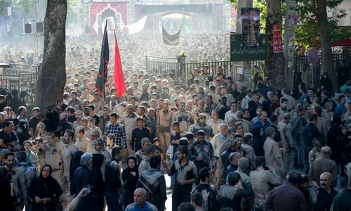 Ashura, zile de doliu – o călătorie în Iran jpeg