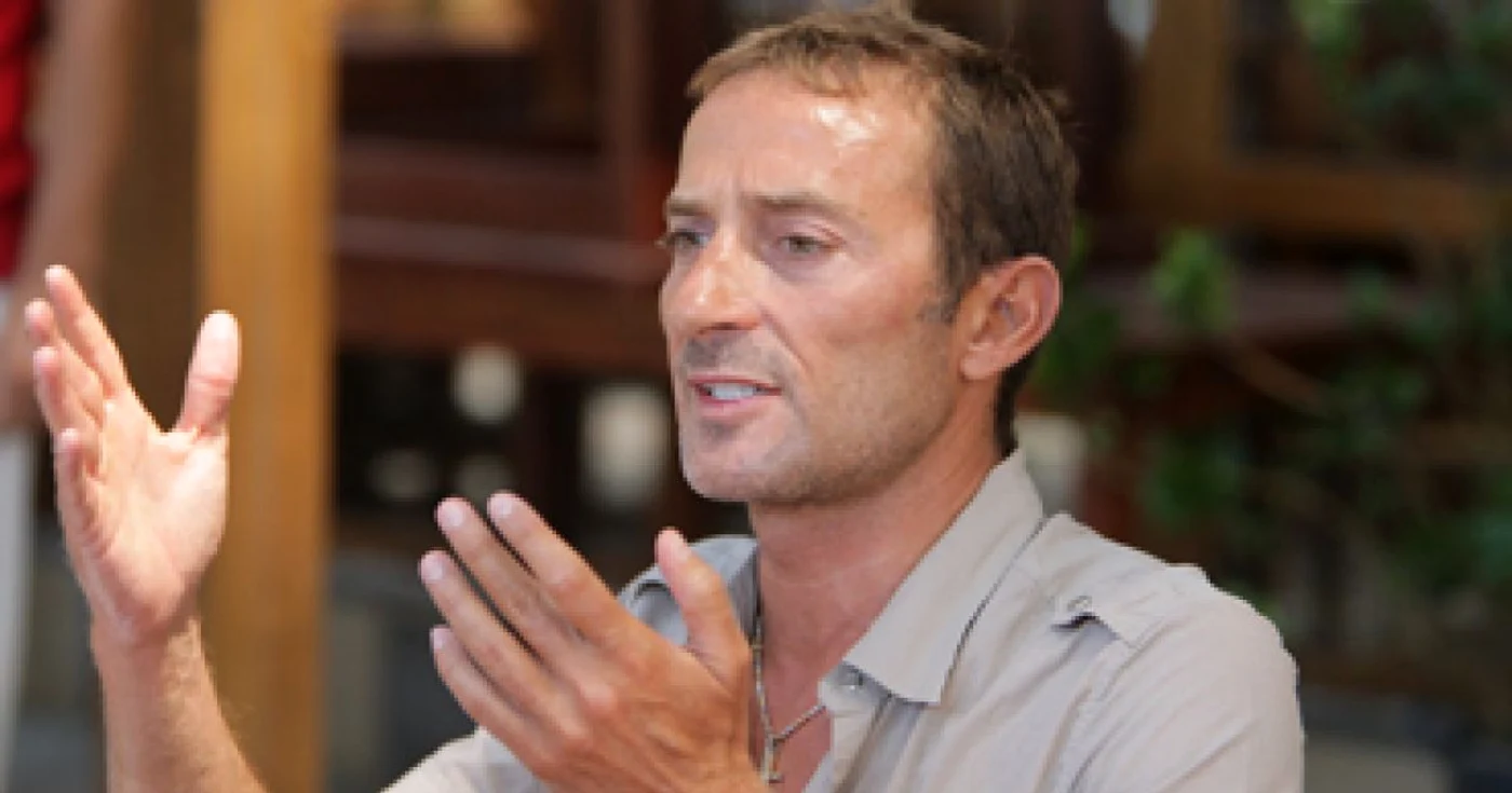 Mazăre, în faţa elevilor: "Nu mi-a plăcut şcoala"