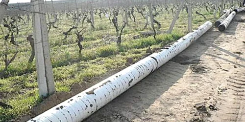 Hoții au vrut să fure o bucată de conductă. Arhivă Adevărul
