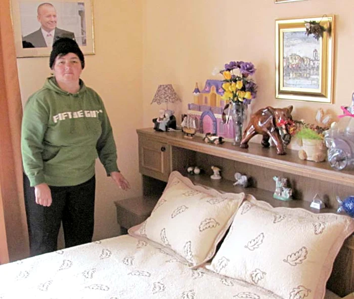 Sora lui Georgică, Margareta  Gogâltan, ne-a arătat patul în care va dormi fratele său, împreună cu Marina 