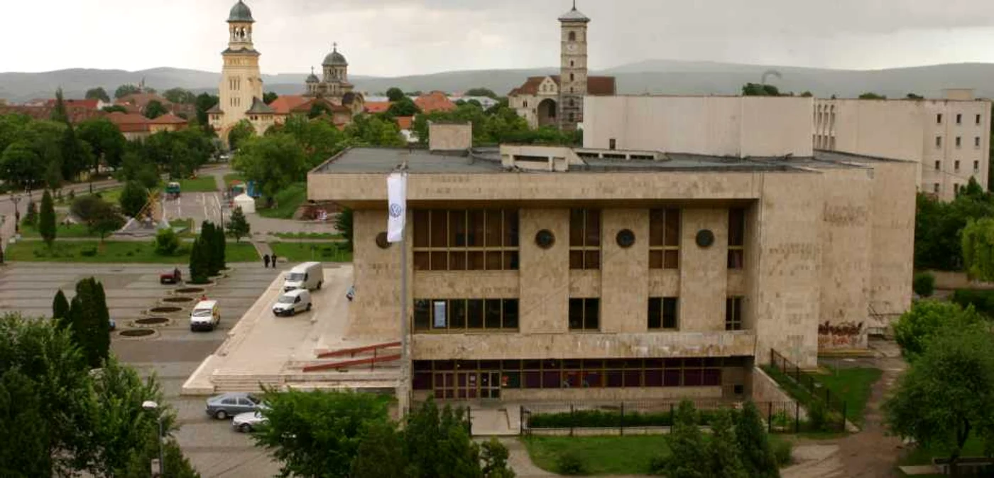 Spectacolul va avea loc la Casa de Cultură a Sindicatelor din Alba Iulia