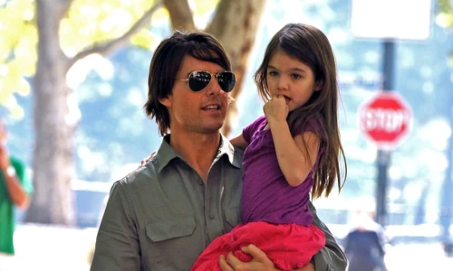 Suri Cruise GettyImages 128802289 (5) jpg