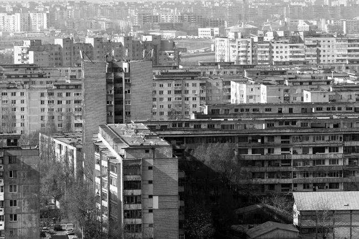 Povestea fraților Popescu sau despre ascunzătorile ingenioase gîndite de arhitecții moderniști jpeg