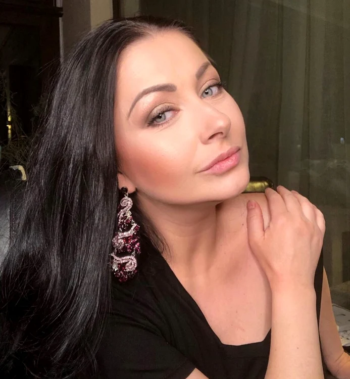 Gabriela Cristea este mai fericită ca niciodatăfoto: arhiva personala