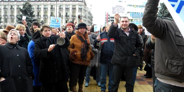 Oamenii s-au manifestat zgomotos