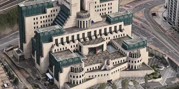 Sediul MI6 FOTO Daily Mail