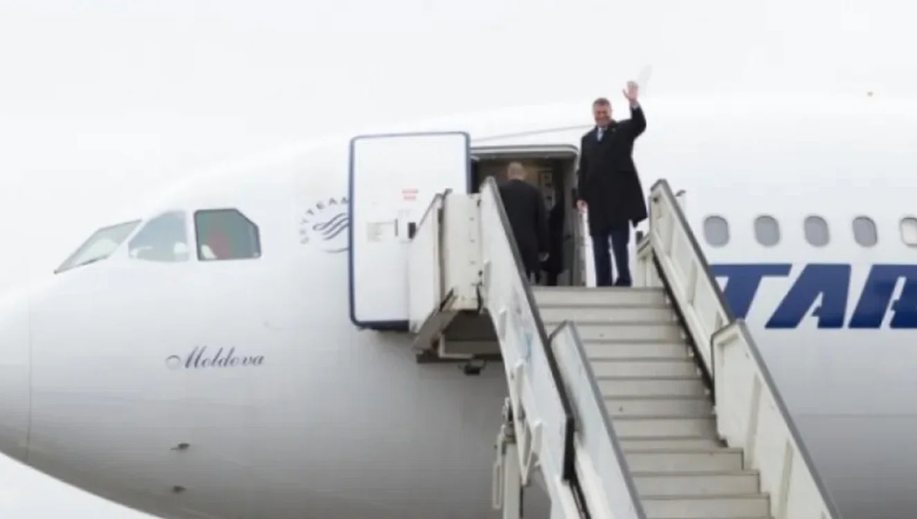 iohannis plecare jpg