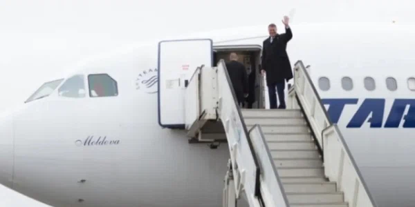 iohannis plecare jpg
