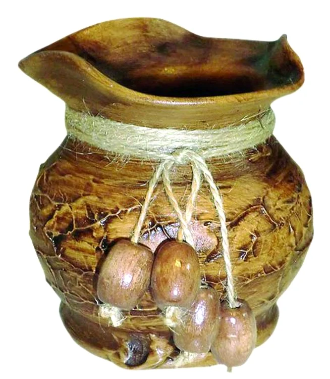 Măsuţă de cafea din furnir  de mesteacăn, cu poliţă  funcţională, la IKEA