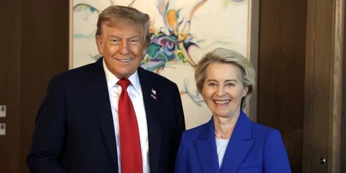 donald trump si ursula von der leyen foto x png
