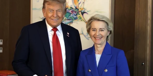 donald trump si ursula von der leyen foto x png