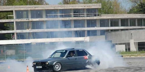 Spectacol automobilistic de 1 Mai