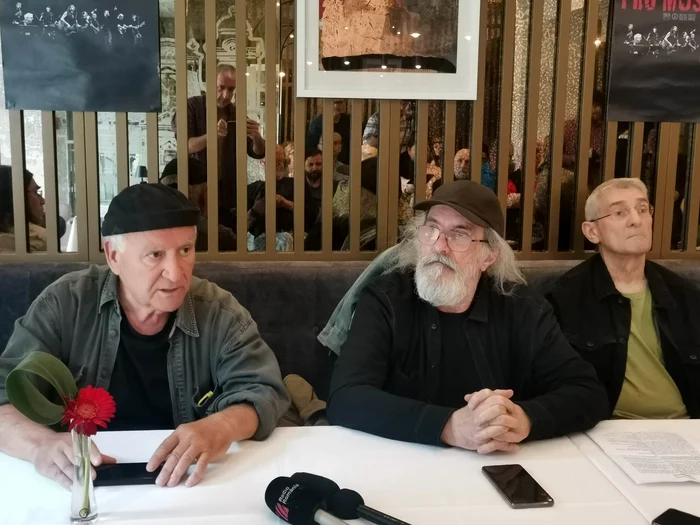 Regizorul Gelu Svaițer, Ilie Stepan și Doru Iosif FOTO Ștefan Both