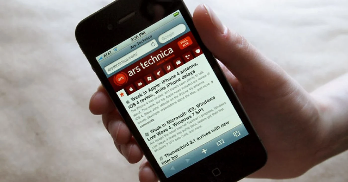 Apple iPhone 4